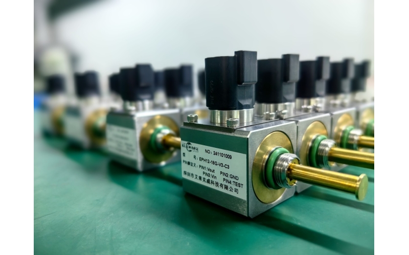 閥芯位置傳感器是用于精確監(jiān)測閥門開度的檢測裝置，主要服務于液壓控制、工業(yè)自動化及環(huán)境監(jiān)測等領域